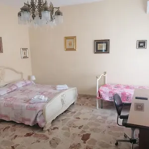 Casa vacanze San Caloiru, Naro